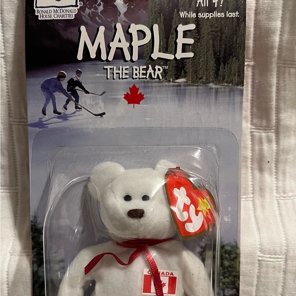 Maple. COLLECTABLE by Ty.